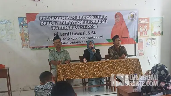 Anggota DPRD Kabupaten Sukabumi dari Fraksi PKS, Leni Liawati, saat kegiatan reses di Kecamatan Cisolok, Rabu (3/6/2026). (Sumber : SU/Ilyas).