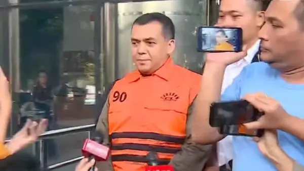 Wamen Imipas Silmy Karim resmi ditetapkan KPK jadi tersangka korupsi izin tinggal WNA. (Sumber Foto: YouTube TvOne)
