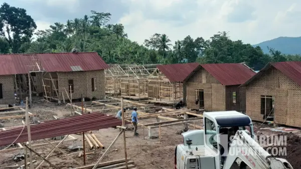 Disperkim Kabupaten Sukabumi ungkap progres pembangunan huntap bencana Kampung Mubarokah (Sumber: sukabumiupdate)