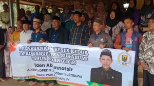 Anggota Komisi IV DPRD Kabupaten Sukabumi Fraksi PKS, Uden Abdunnatsir, menggelar reses di Kampung Cikeyep RT 01/05 Desa Ciengang, Kecamatan Gegerbitung, Kabupaten Sukabumi, Kamis (4/6/2026). | Foto: Istimewa