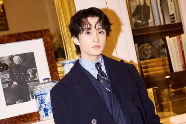 Mark Lee Mendirikan Label Baru Benama Upper Room Usai Keluar dari NCT (Sumber : X/@soompi)
