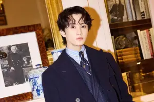 Mark Lee Mendirikan Label Baru Benama Upper Room Usai Keluar dari NCT (Sumber : X/@soompi)