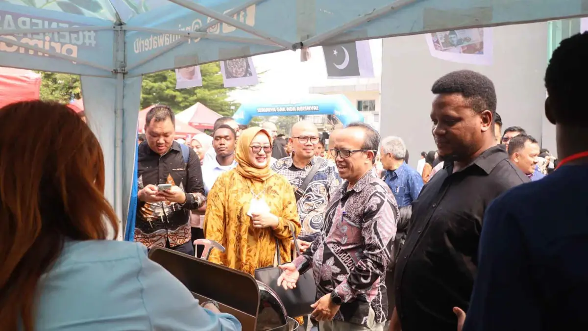 Dubes Zimbabwe Terkesan dengan International Cultural Festival Nusa Putra University