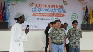 Pelajar dan mahasiswa antusias mengikuti rangkaian International Cultural Festival (ICF) 2026 yang digelar Nusa Putra University. (Sumber Foto: Dok. NPU)