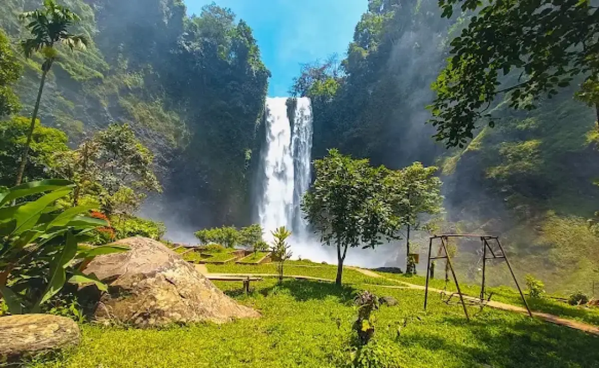Curug Sanghyang Taraje, Air Terjun "Tangga Kahyangan" yang Eksotis di Pedalaman Garut