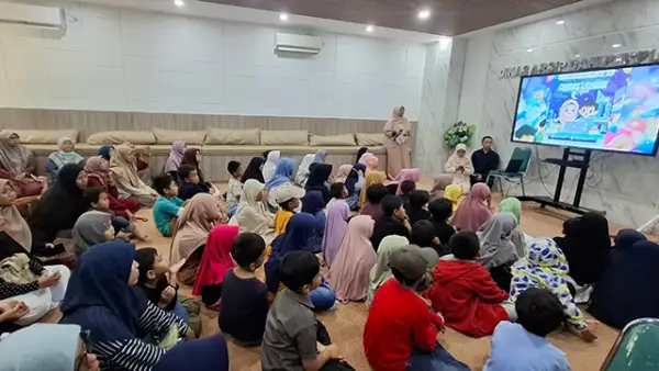 Kegiatan Cerdas Literasi Digital di Gedung Perpustakaan Dinas Arsip dan Perpustakaan Kabupaten Sukabumi, Sabtu (6/6/2026). (Sumber : Diarpus Kabupaten Sukabumi).
