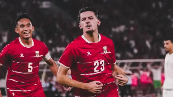 Selebrasi Justin Hubner setelah mencetak gol ke gawang Oman (Sumber :Instagram/@justinhubner5)