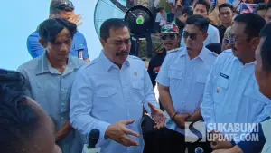 Menteri Imigrasi dan Pemasyarakatan (Imipas) Republik Indonesia, Agus Andrianto saat diwawancarai usai meresmikan program bedah rumah di Sukabumi. Rabu (10/6/2026). (Sumber : SU/Ilyas Supendi)