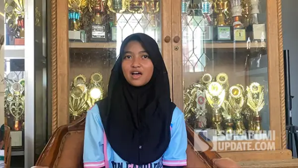 Nadia Putri Muda Paramita, Siswi SD Negeri Gandasoli, Kecamatan Cireunghas, Kabupaten Sukabumi yang videonya viral usai gagal tuntaskan ujian OSN. (Sumber : SU/Turangga Anom).