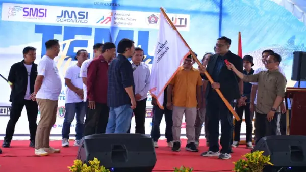 Momen pelantikan pengurus AMSI Gorontalo  di kawasan Wombohe Jurnalis, Kota Gorontalo, Jumat (12/6/2026) | Foto : dok. AMSI Gorontalo