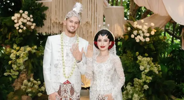 Selamat! Jennifer Coppen dan Justin Hubner Resmi Jadi Suami Istri (Sumber : Instagram/@jennifercoppenreal20)