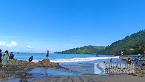 Pantai Cibangban di Kecamatan Cisolok, Kabupaten Sukabumi, Sabtu (13/06/2026). (Sumber : SU/Ilyas).