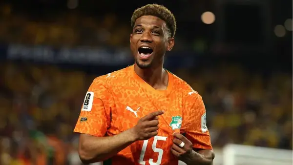Selebrasi Amad Diallo setelah berhasil membawa Pantai Gading meraih kemenangan atas Ekuador (Sumber: web/espn.com)