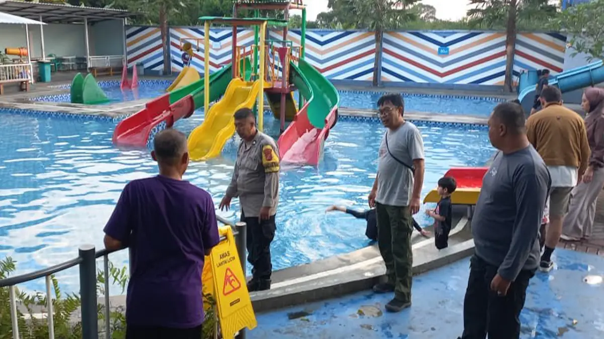 Aksi Cepat Pengunjung Selamatkan Bocah 5 Tahun Terpeleset di Kolam Renang Oasis