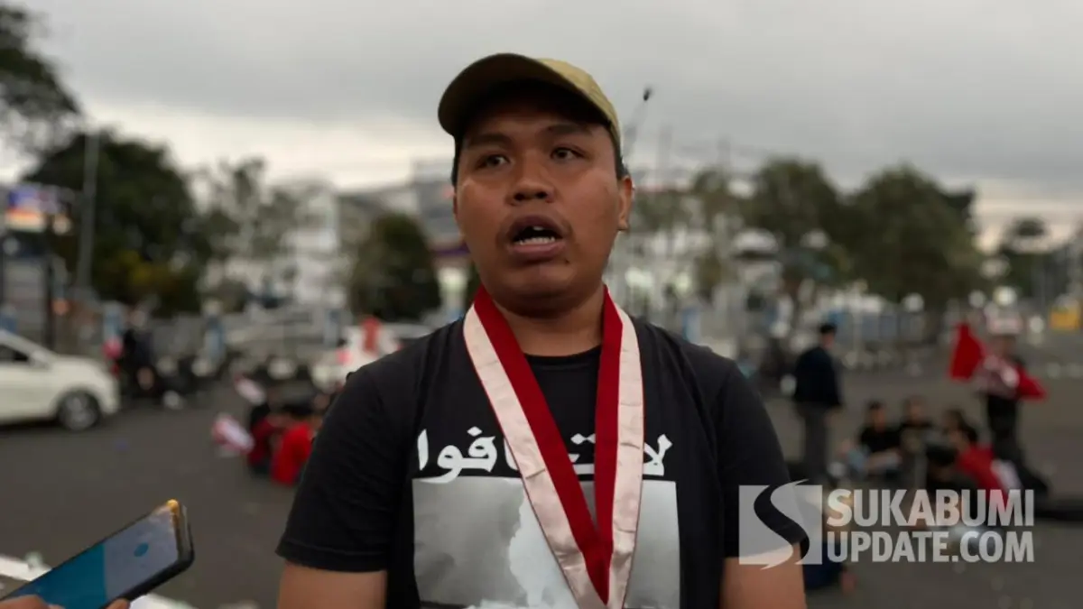 Dari Tugu Adipura, Gelombang Kritik Mahasiswa Sukabumi Belum Berakhir