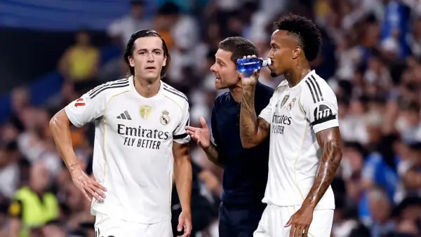 Alvaro Carreras masuk radar Xabi Alonso untuk segera gabung Chelsea. (Sumber: web/en.as.com)