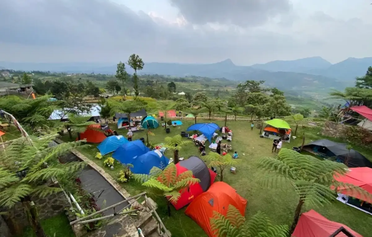 7 Tempat Camping di Sekitar Puncak 2 Bogor Buat Akhir Pekan