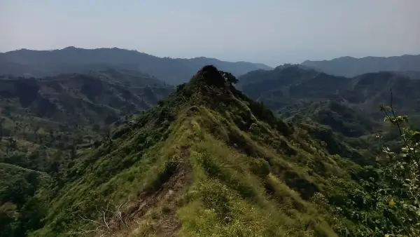 Gunung Tumpeng di Dusun Cikondang 2 RT 04, Desa Girimukti, Kecamatan Ciemas, Kabupaten Sukabumi. | Foto: Instgaram @ilham_maulana_xx