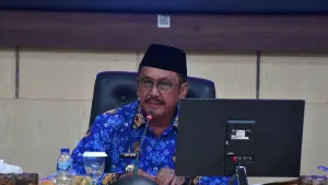 Bupati Sukabumi, Asep Japar dalam Rapat Dinas bulan Juni 2026 di Aula Setda Kabupaten Sukabumi. Rabu (17/6/2026). (Sumber: Dokpim)
