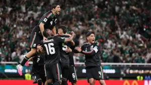 Selebrasi para pemain Mexico setelah Luis Romo berhasil mencetak gol saat menghadapi Korea Selatan di Piala Dunia 2026 (Sumber: web/espn)