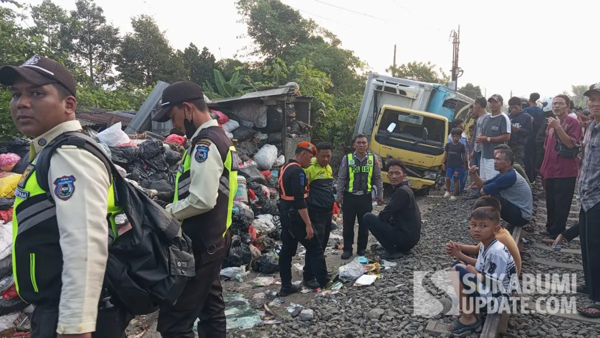 Truk Boks Tertabrak KA Pangrango di Perlintasan Alternatif Cibadak, 4 Orang Jadi Korban