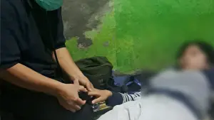 Korban warga Kecamatan Simpenan, Kabupaten Sukabumi yang diduga keracunan usai mengonsumsi Susu dari Program MBG. (Sumber : Istimewa.)