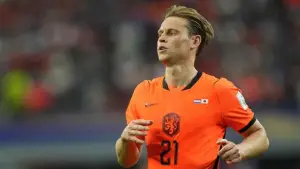 Frenkie de Jong diragukan tampil membela Belanda saat menghadapi Swedia (Sumber: web/espn.com)