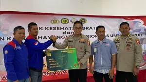 Sebanyak 30 ribu buruh mendapatkan kartu prioritas dari RS Bhayangkara yang memberikan kemudahan akses layanan kesehatan. (Sumber : Istimewa.).