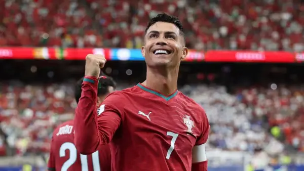 Selebrasi Cristiano Ronaldo setelah mencetak gol ke gawang Uzbekistan di Piala Dunia 2026 (Sumber: web/en.as.com)