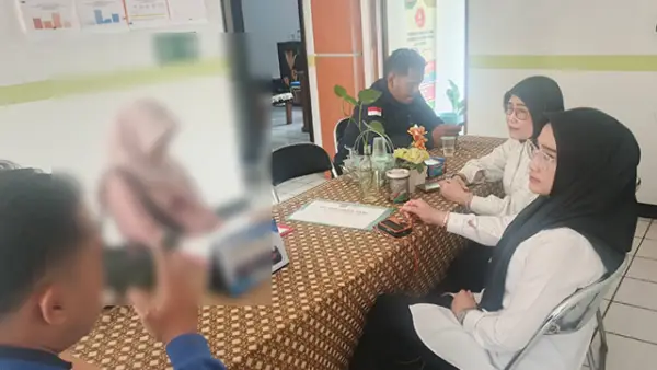 Seorang perempuan berinisial Y (20), warga Kabupaten Sukabumi, tengah menjalani pendampingan hukum dan pemulihan trauma terkait dugaan penelantaran ibu dan anak. (Sumber : Istimewa.)