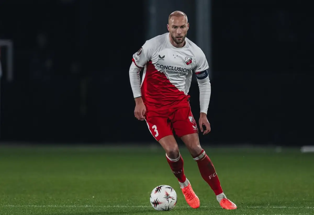Berpisah dengan FC Utrecht, Rumor Mike Van der Hoorn ke Persib Kembali Menguat