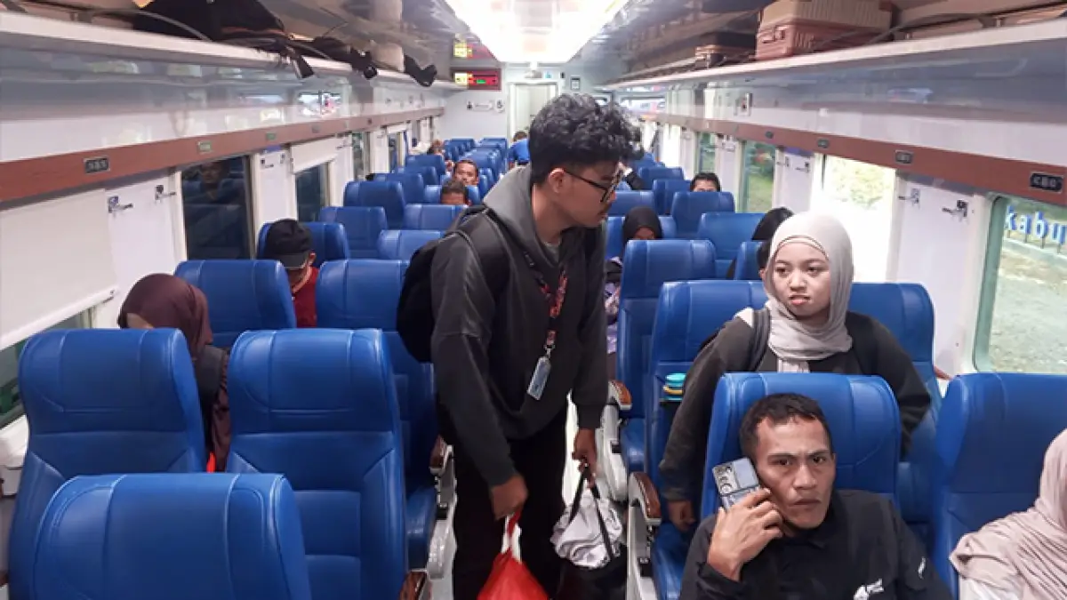 Primadona di Libur Sekolah, KA Pangrango dan Siliwangi Diserbu 50 Ribu Penumpang