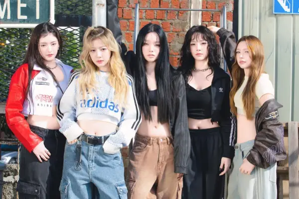 Indonesia Batal, FIFTY FIFTY Umumkan Perubahan Jadwal Fancon Tour di Asia (Sumber : X/@soompi)