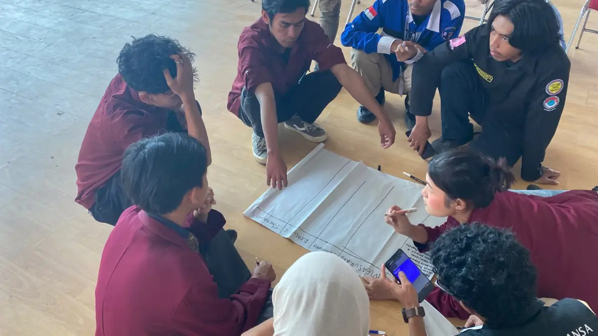 Sesi diskusi Advocacy Lab 2026, program pelatihan yang bertujuan meningkatkan kapasitas mahasiswa dalam bidang advokasi dan pengelolaan organisasi.