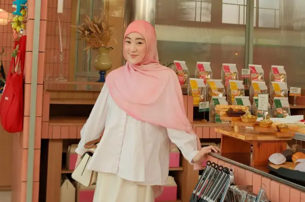 Larissa Chou Bantah Tudingan Selingkuh Usai Gugat Cerai Ikram Rosadi (Sumber : Instagram/@larissachou)