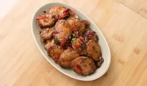 Resep Terong Raos, Garing Renyah Lembut Gurih yang Mengunggah Selera Makan (Sumber : Youtube | Devina Hermawan)
