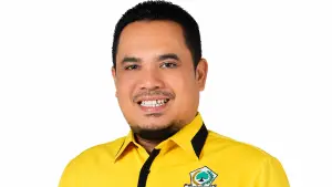 Ade Rosidin Ketua Pengurus Kecamatan Partai Golkar Kabupaten Sukabumi. (Sumber: Istimewa)