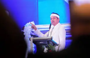 Gubernur Jabar Dedi Mulyadi saat memberikan sambutan dalam acara pengukuhan pengurus APINDO Jabar baru. (Sumber : Humas Jabar)