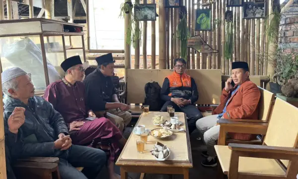 Anggota DPRD Jabar Yusuf Maulana, saat melaksanakan Reses Tematik III Tahun Sidang 2025–2026 di Desa Gede Pangrango, Kecamatan Kadudampit, Kabupaten Sukabumi. (Sumber Foto: Istimewa)