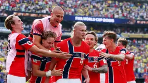 Selebrasi Erling Haaland setelah berhasil mebobol gawang Brasil (Sumber: web/reuteus.com)