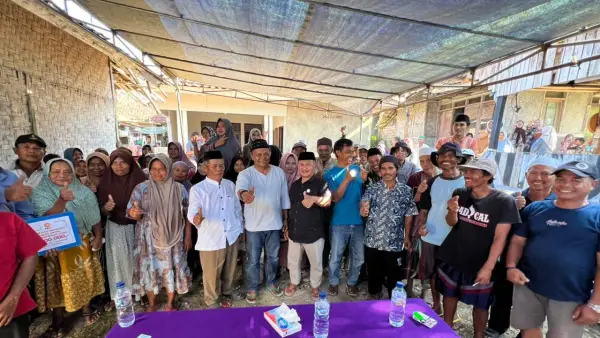 Anggota DPRD Jawa Barat, Yusuf Maulana, melaksanakan Pengawasan Penyelenggaraan Pemerintahan di Desa Cipendeuy, Kecamatan Surade, Kabupaten Sukabumi. | Foto : dok tim