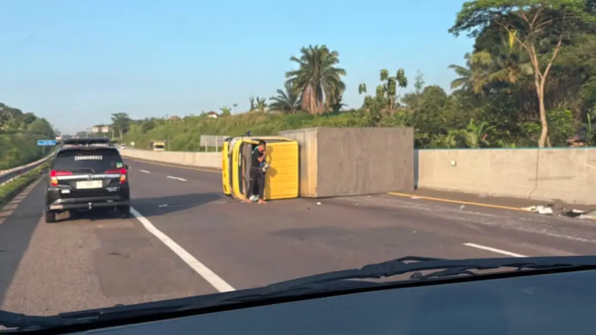Lapor! Kecelakaan di Tol Bocimi KM 55 Arah Sukabumi
