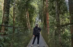Liburan ke Sukabumi, Fanny Fabriana Nikmati Petualangan Alam Lembah Purba Bersama Keluarga (Sumber : Instagram/@fannyfabriana)