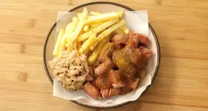 Resep Sosis Kari, Ide Camilan yang Enak dan Mudah untuk Teman Akhir Pekan (Sumber : Youtube | Devina Hermawan)