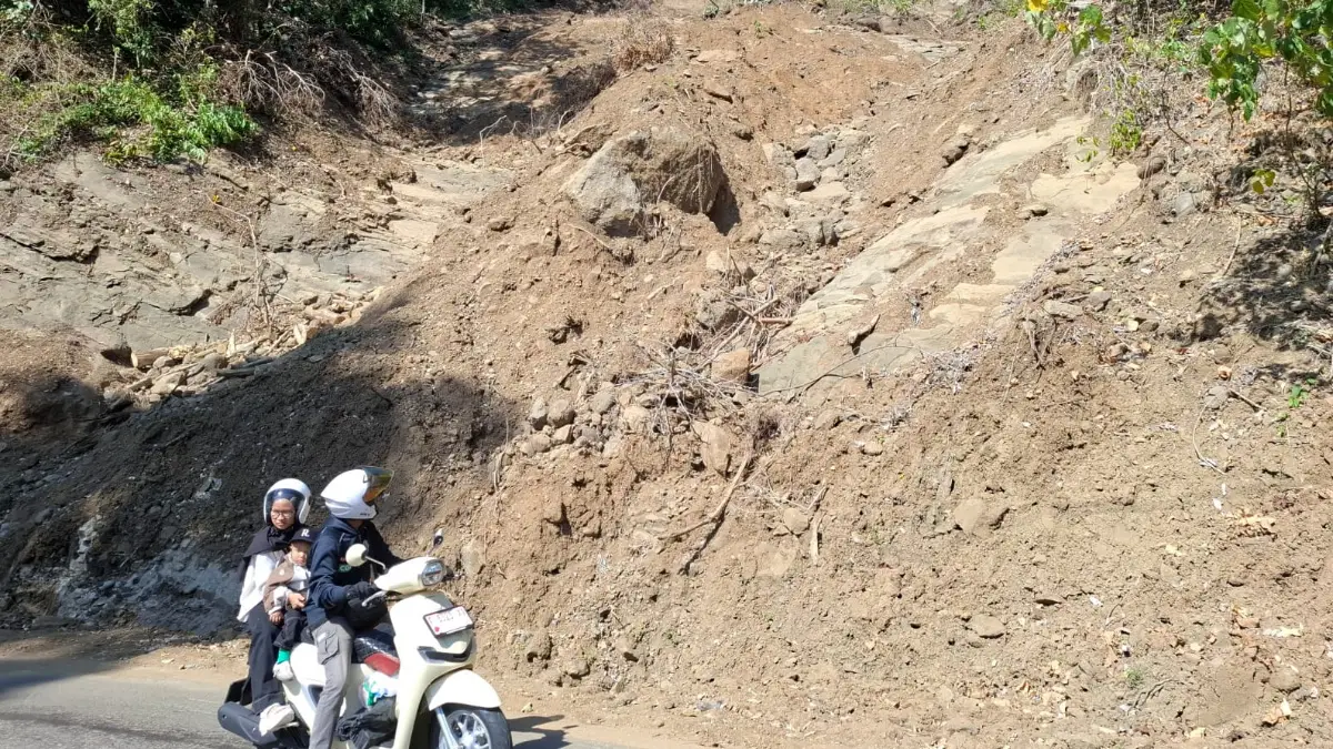 Longsor di Jalur Geopark Ciletuh Sukabumi, Warga Minta Dipasang Rambu Peringatan