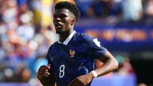 Aurélien Tchouaméni siap diturunkan Didier Deschamps saat Prancis menghadapi Spanyol di semifinal Piala Dunia 2026 (Sumber: web/espn.com)