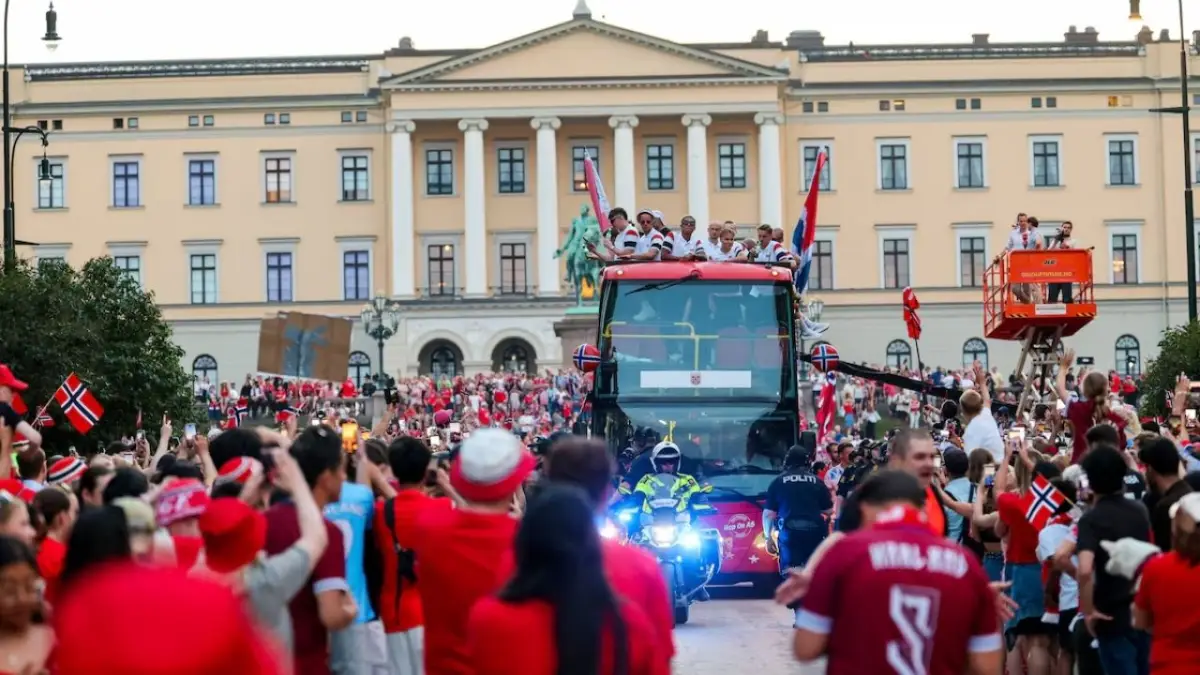 Erling Haaland dan Timnas Norwegia Disambut Ribuan Suporter Usai Piala Dunia 2026