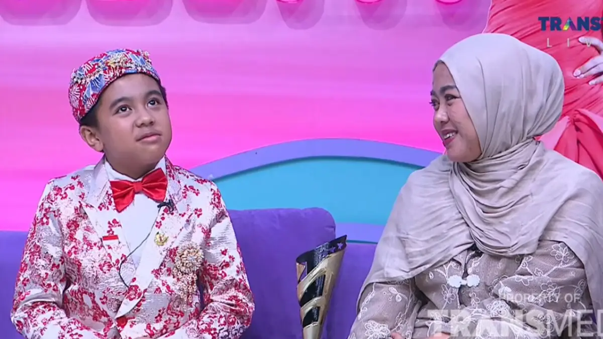 Pelajar Sukabumi Makhraj Yaqdan Raih Juara 2 Lomba Nyanyi di Ajang IFLC di Romania