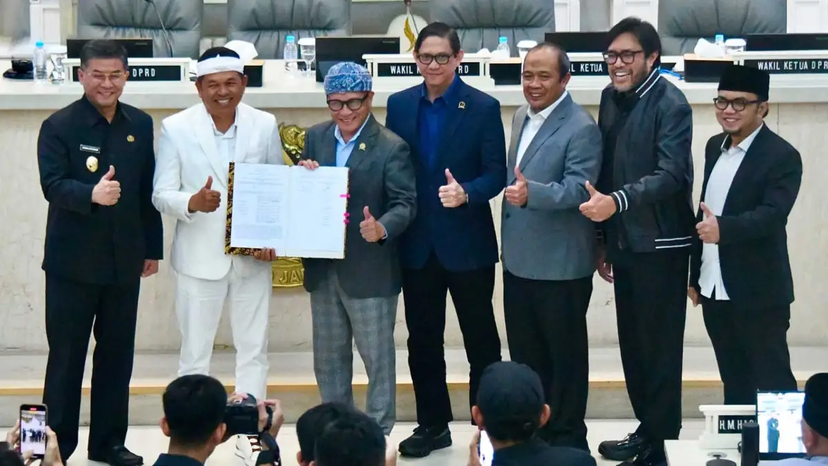 KDM Apresiasi DPRD Jabar Usai Ranperda Pertanggungjawaban APBD 2025 Disetujui