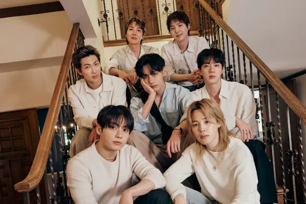 Lirik Lagu Normal BTS, Tentang Sesuatu yang Dianggap Sempurna dan Biasa (Sumber : X/@soompi)